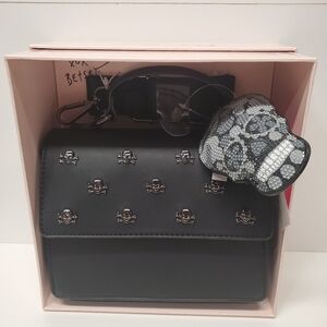 Betsey Johnson Black Skull Crossbody/ Satchel Bag